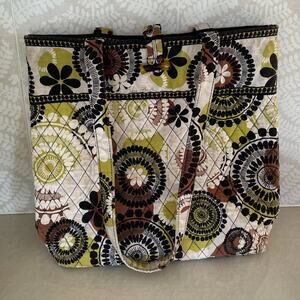 Medium Vera Bradley Green, Brown, Floral Toggle Closure Tote Bag/Purse